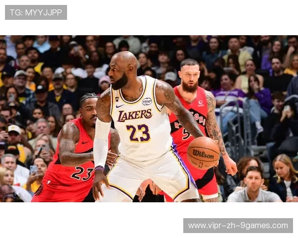 詹姆斯统治全场，湖人完美演绎攻防转换