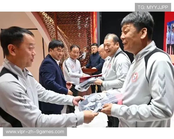 足球裁判委员会在选拔体系中加入社区推荐与公开考核机制,足球裁判人员组员构成 足球裁判委员会在选拔体系中加入社区推荐与公开考核机制,足球裁判人员组员构成